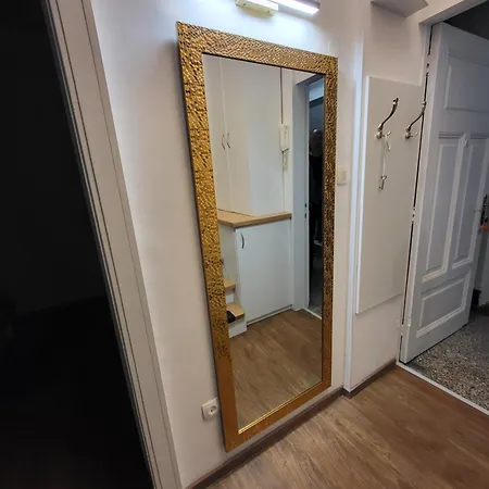 In The Centar Esperia 아파트 *