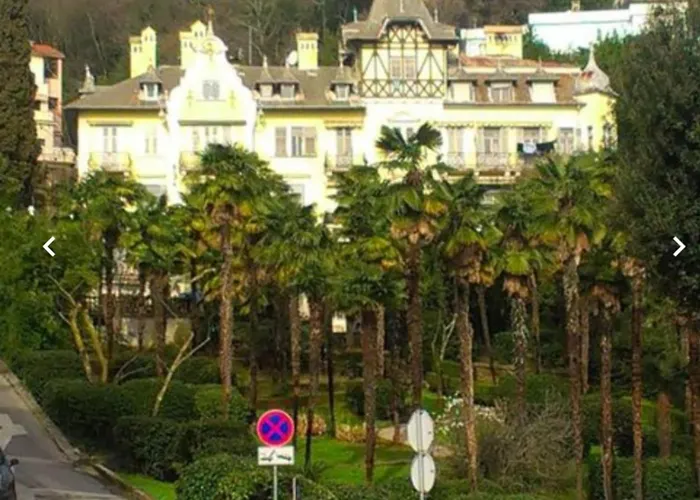 In The Centar Esperia Опатия