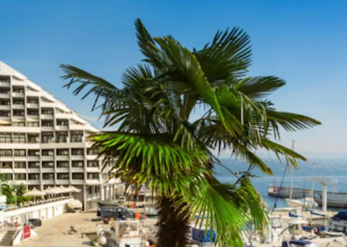 Apartman In The Centar Esperia