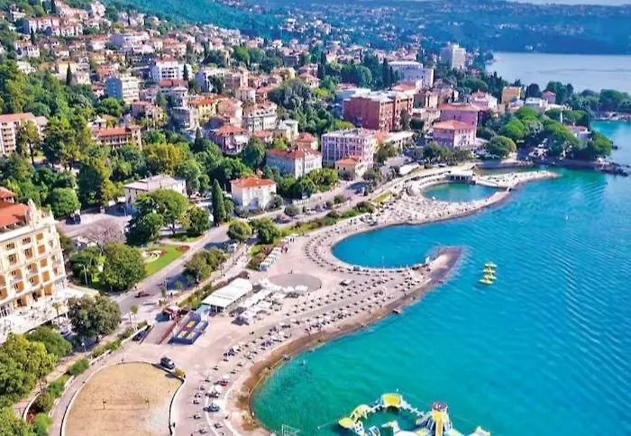 In The Centar Esperia 아파트 오파티아